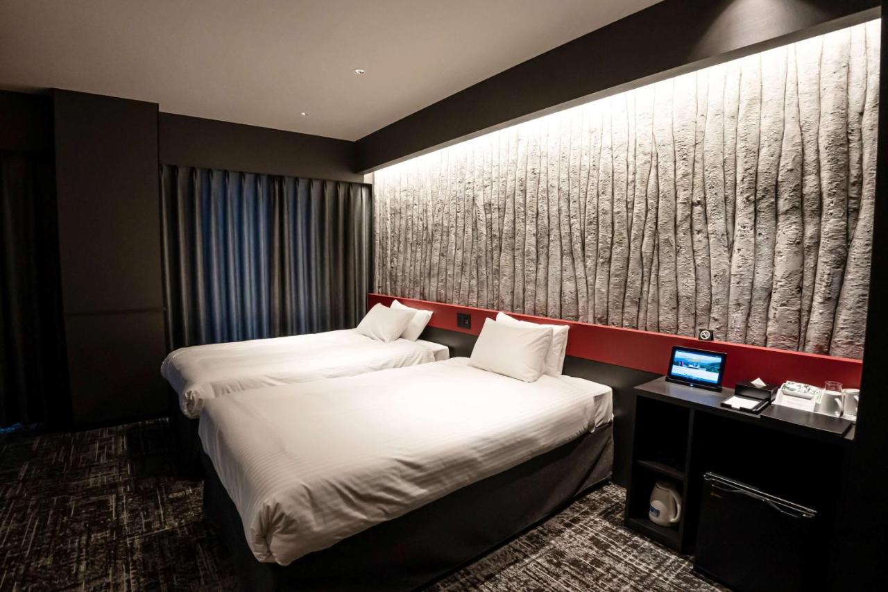 Wyndham Garden Sapporo Odori Hotel Exterior photo